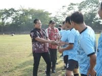 Rebutkan Piala Bupati Klaten : Pertandingan Sepak Bola Resmi Digelar