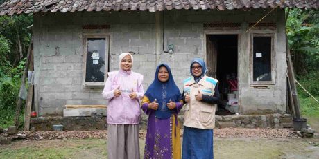 Momentum Hari Buruh Nasional, Srikandi PLN UP3 Klaten Berikan Listrik Gratis Kepada Buruh Tani di Boyolali